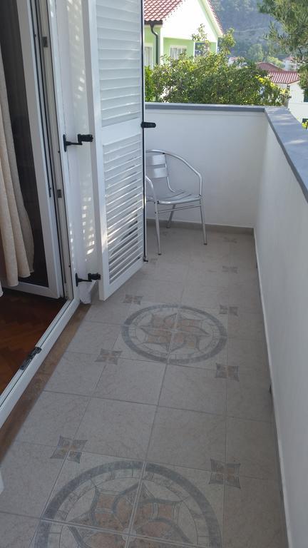 Apartment Valeria Лопар Экстерьер фото